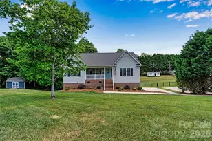 3353 48th Ave Ln NE, Hickory, NC 28601 - Photo 1