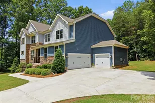 125 Sweet Grass Ln, Mooresville, NC 28115 - Photo 2
