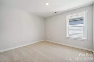 18427 Cv Lndg Rd, Charlotte, NC 28278 - Photo 22