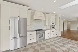 301 Winding Meadows Dr, Flat Rock, NC 28731 - Photo 24