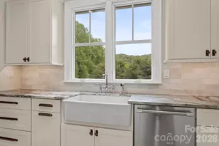 301 Winding Meadows Dr, Flat Rock, NC 28731 - Photo 16