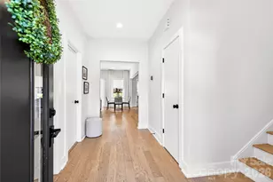 5044 Double Lakes Dr, Charlotte, NC 28212 - Photo 2