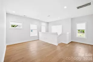 5044 Double Lakes Dr, Charlotte, NC 28212 - Photo 22