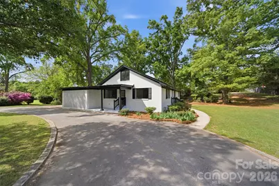 907 Amelia Street, Newberry, SC 29108 - Photo 2