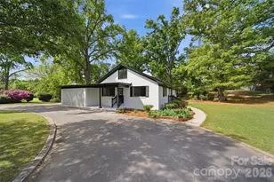 907 Amelia St, Newberry, SC 29108 - Photo 2