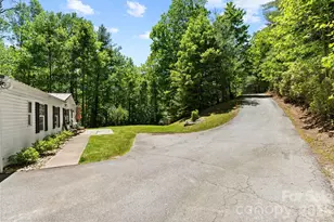 122 Fallswood Ct, Hendersonville, NC 28739 - Photo 34