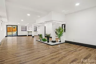 1831 Elizabeth Oaks Ave, Charlotte, NC 28216 - Photo 36