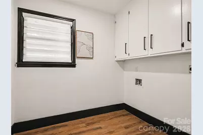 1831 Elizabeth Oaks Avenue, Charlotte, NC 28216 - Photo 24