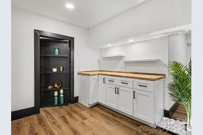 1831 Elizabeth Oaks Avenue, Charlotte, NC 28216 - Photo 38