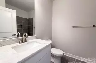 5704 Woodard St, Charlotte, NC 28269 - Photo 10