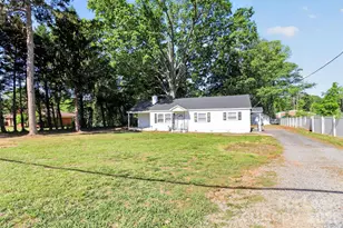 4812 E W.T. Harris Blvd, Charlotte, NC 28215 - Photo 2