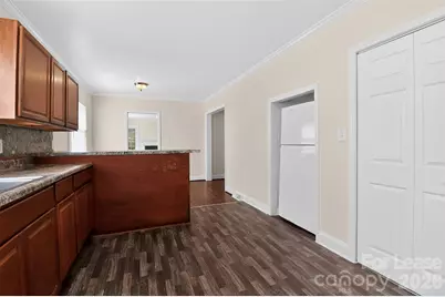 4812 E Wt Harris Boulevard, Charlotte, NC 28215 - Photo 8