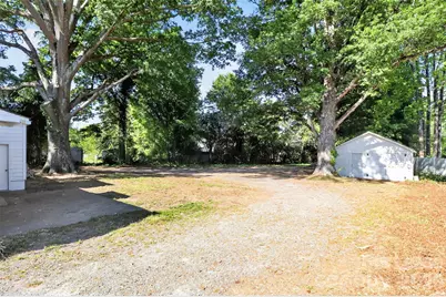 4812 E Wt Harris Boulevard, Charlotte, NC 28215 - Photo 16