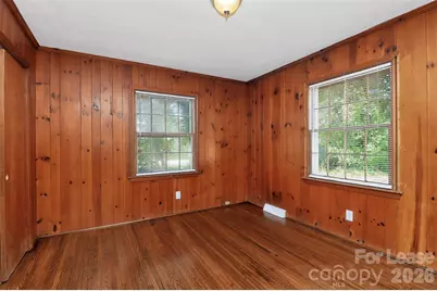 4812 E Wt Harris Boulevard, Charlotte, NC 28215 - Photo 10