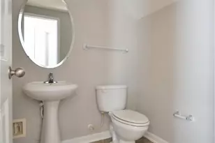 285 Davidson Gateway Dr, Davidson, NC 28036 - Photo 6