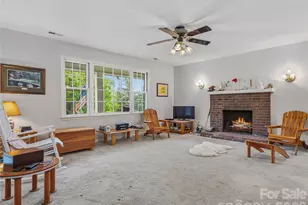 208 Applecross Ln, Hendersonville, NC 28791 - Photo 4