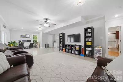 909 36th Avenue NW, Hickory, NC 28601 - Photo 26