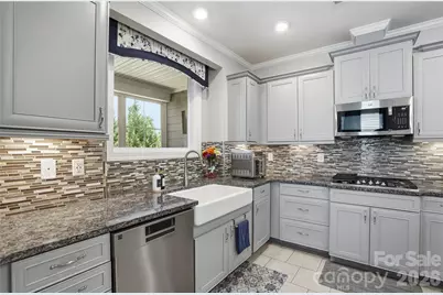 7111 Overjoyed Crossing, Charlotte, NC 28215 - Photo 10