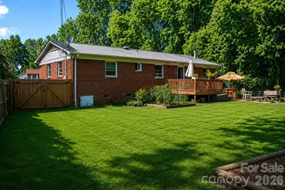 1122 Zion Court, Charlotte, NC 28209 - Photo 4