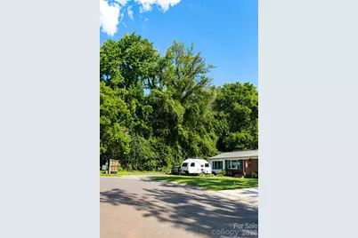 1122 Zion Court, Charlotte, NC 28209 - Photo 2
