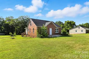 3544 6th St Dr NW, Hickory, NC 28601 - Photo 1