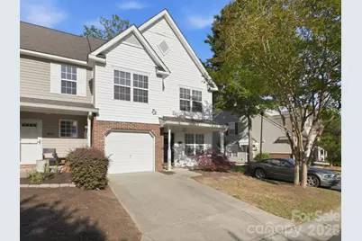 790 Rock Lake Glen, Fort Mill, SC 29715 - Photo 2