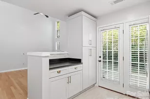 790 Rock Lake Glen, Fort Mill, SC 29715 - Photo 10