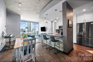 210 N Church St, Charlotte, NC 28202 - Photo 8