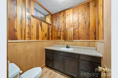 110 Crest View Road, Burnsville, NC 28714 - Photo 18
