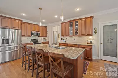 1890 Waterbury Court, Hickory, NC 28602 - Photo 10