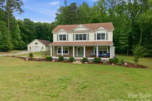 305 Hedrick Lambe Dr, Salisbury, NC 28146 - Photo 2
