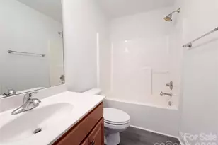 106 Woodfield Ln, Cherryville, NC 28021 - Photo 10