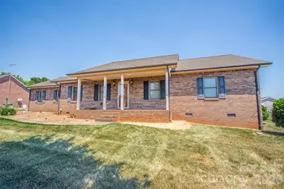 151 Meadow Oaks Drive, Statesville, NC 28625 - Photo 2