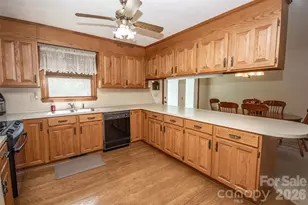 151 Meadow Oaks Dr, Statesville, NC 28625 - Photo 10
