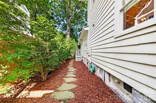 2127 Crescent Ave, Charlotte, NC 28207 - Photo 46