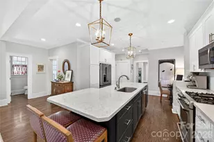 2127 Crescent Ave, Charlotte, NC 28207 - Photo 16