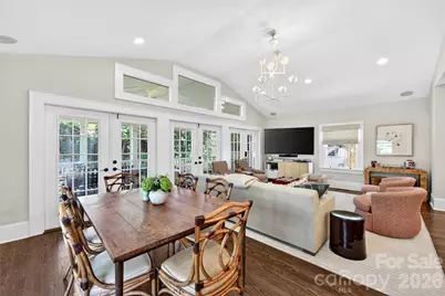 2127 Crescent Avenue, Charlotte, NC 28207 - Photo 20