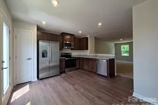 3251 Dannelly Towns Aly, Charlotte, NC 28208 - Photo 6