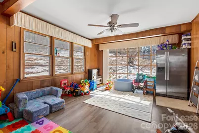 11 N Marley Drive, Flat Rock, NC 28731 - Photo 12