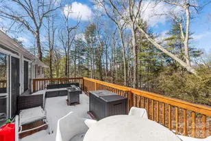 11 N Marley Dr, Flat Rock, NC 28731 - Photo 4