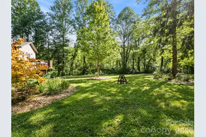 97 Columbia Circle, Hendersonville, NC 28792 - Photo 32