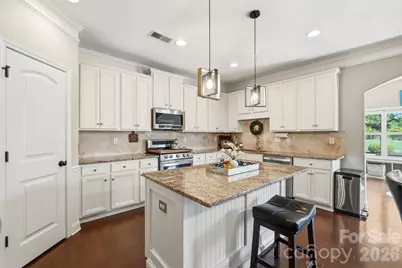 1711 Laurel Hill Drive, Waxhaw, NC 28173 - Photo 8