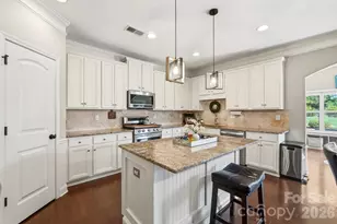 1711 Laurel Hill Dr, Waxhaw, NC 28173 - Photo 8