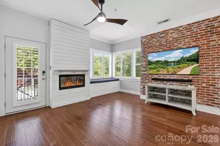 262 Harbour Pl Dr, Davidson, NC 28036 - Photo 4