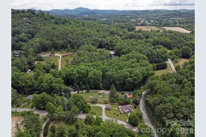 22 McMinn Road, Hendersonville, NC 28792 - Photo 4