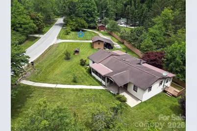 22 McMinn Road, Hendersonville, NC 28792 - Photo 1