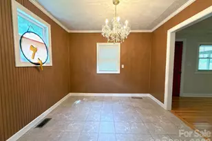 22 McMinn Rd, Hendersonville, NC 28792 - Photo 12