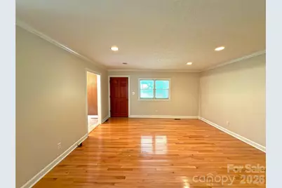 22 McMinn Road, Hendersonville, NC 28792 - Photo 8
