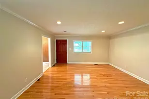 22 McMinn Rd, Hendersonville, NC 28792 - Photo 8