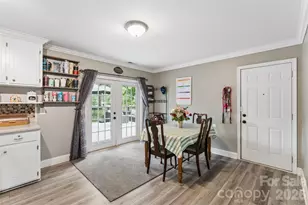 170 Scotts Creek Rd, Statesville, NC 28625 - Photo 6